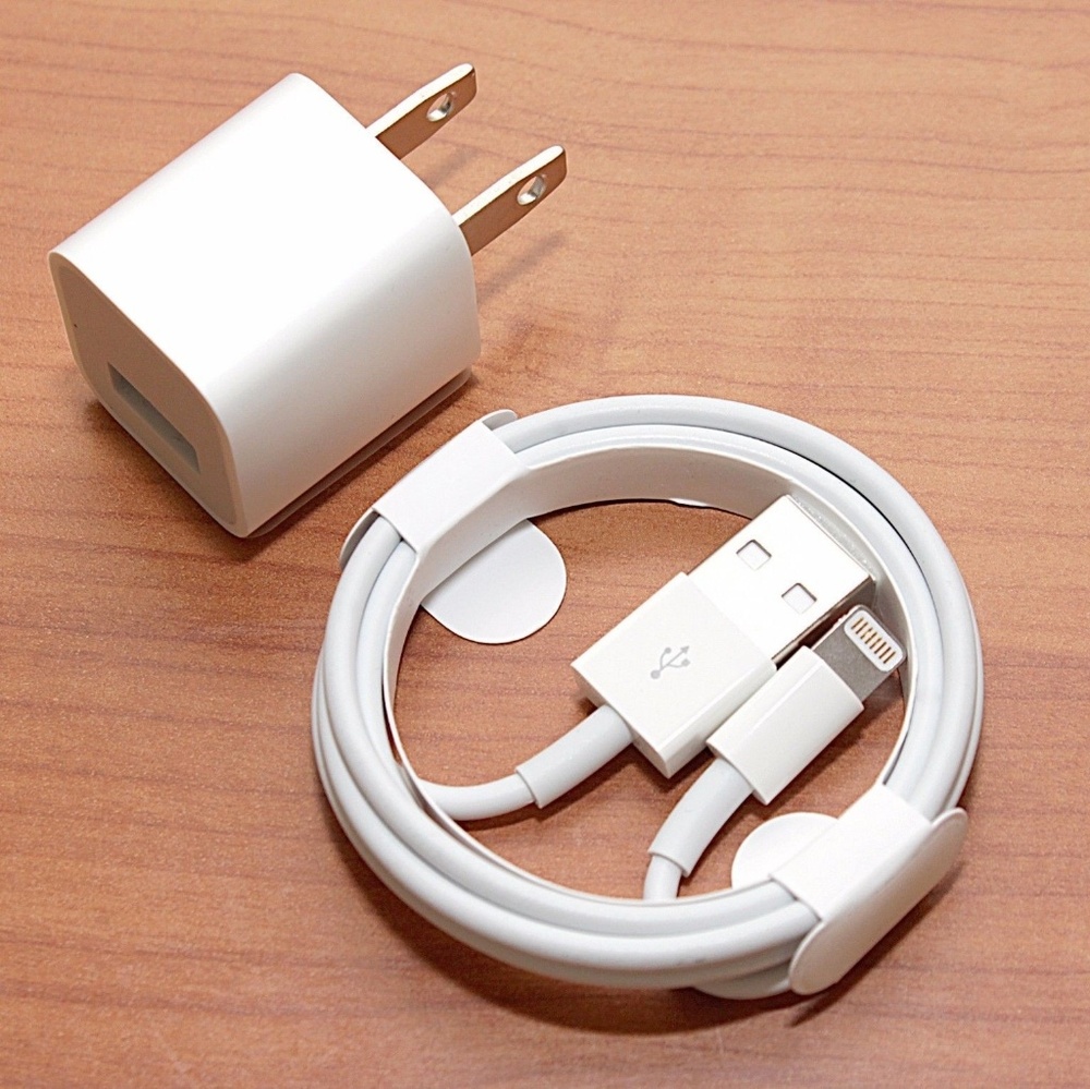 OEM Quality Lightning Cables & Wall Cube
